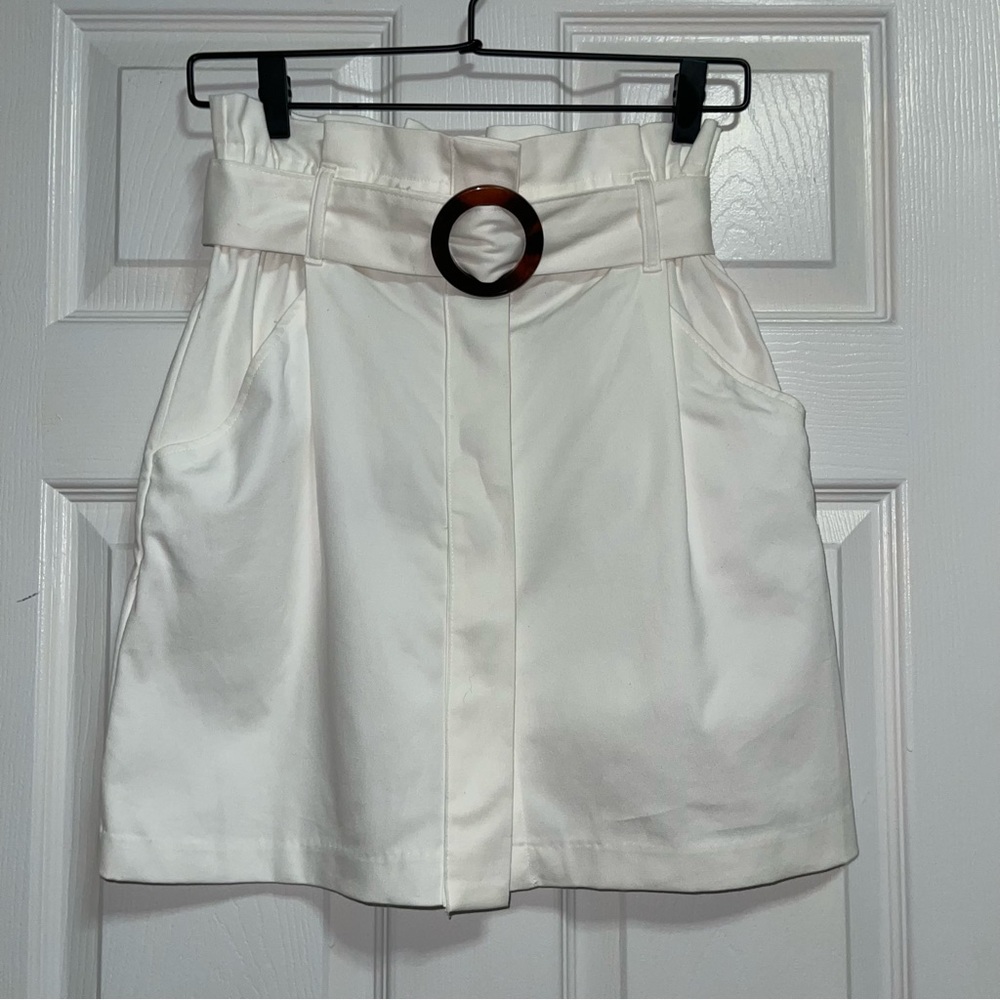 NWOT ZARA white skirt